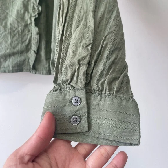 Loft Green Ruffle Cropped Blouse Top Size Large - Picture 7 of 9